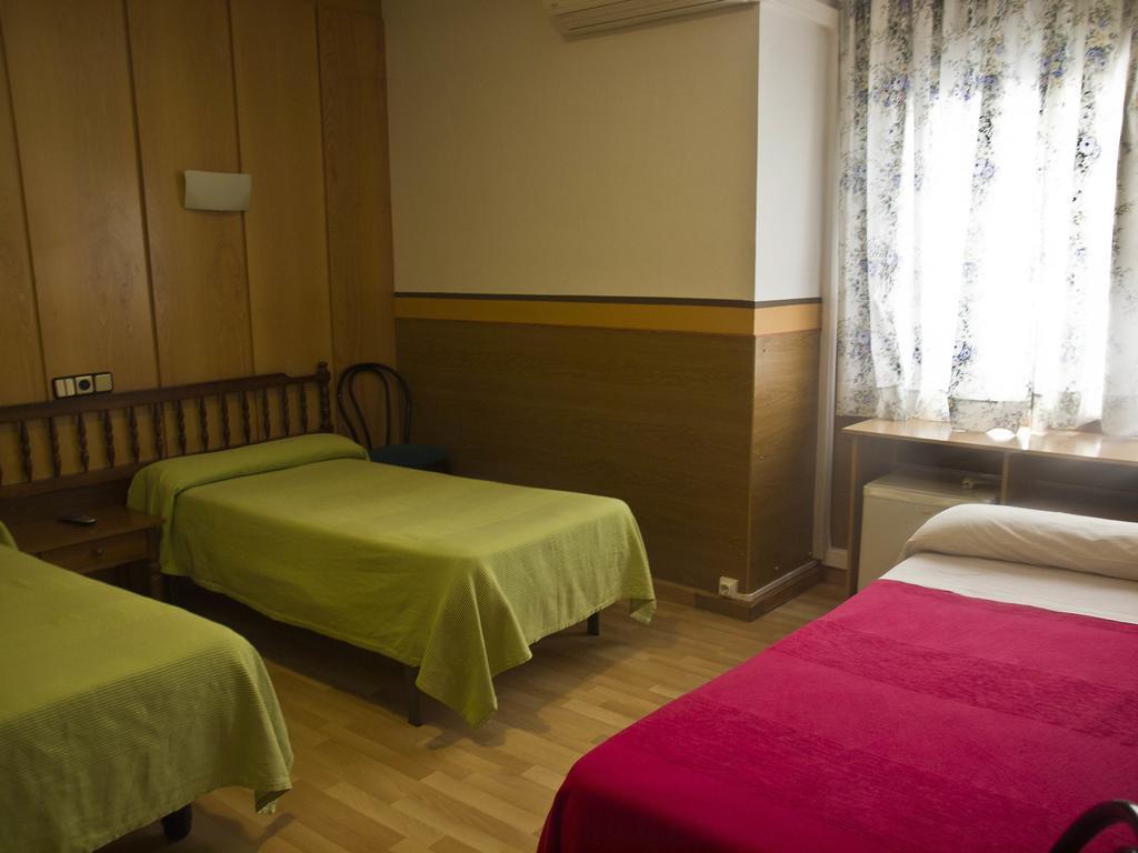 Hostal Lizana Huesca Cameră foto